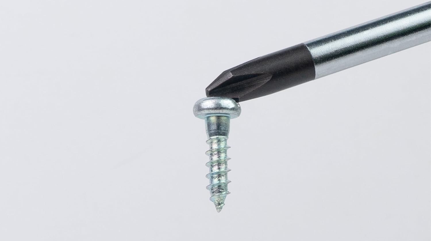 TSUNODA INSULATED SCREWDRIVER THROUGH TYPE (2X100mm) DD-P2100