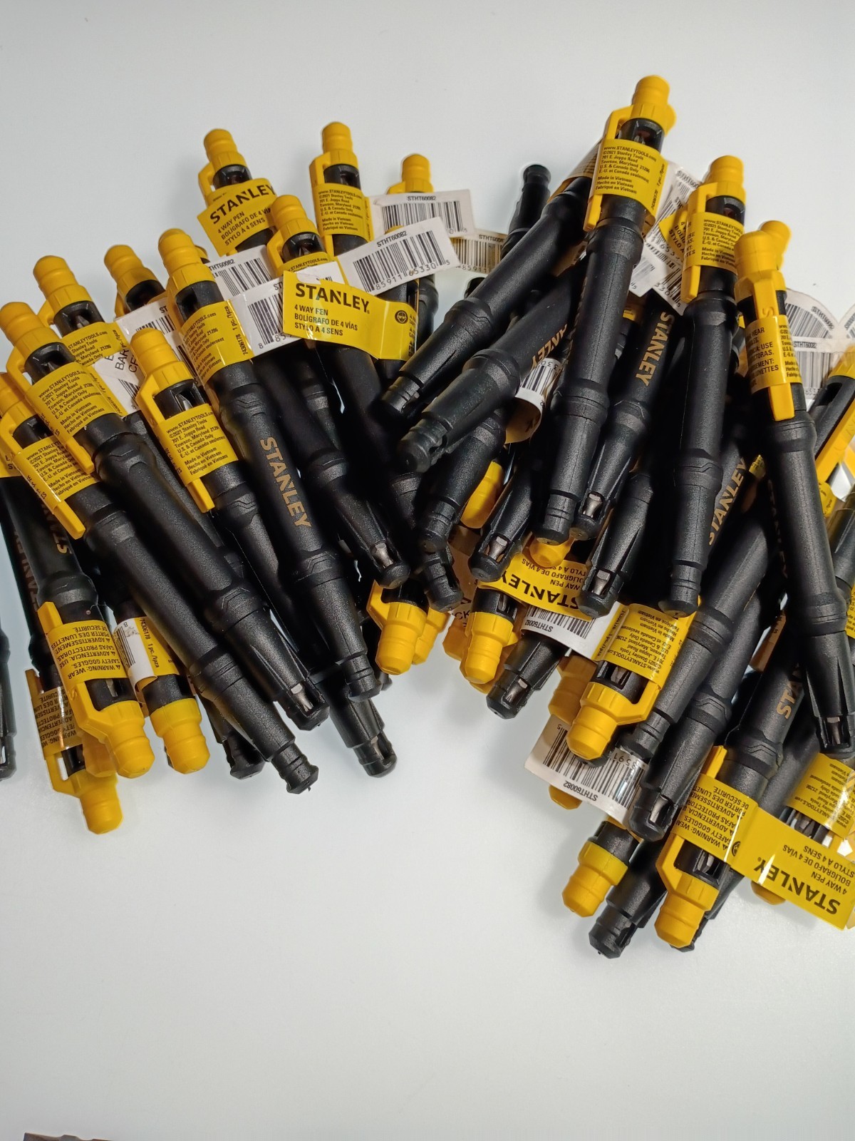 Mini 4-Way Pen 5/32 in 1/8 Flathead Phillips Head Screwdriver Small Black Yellow