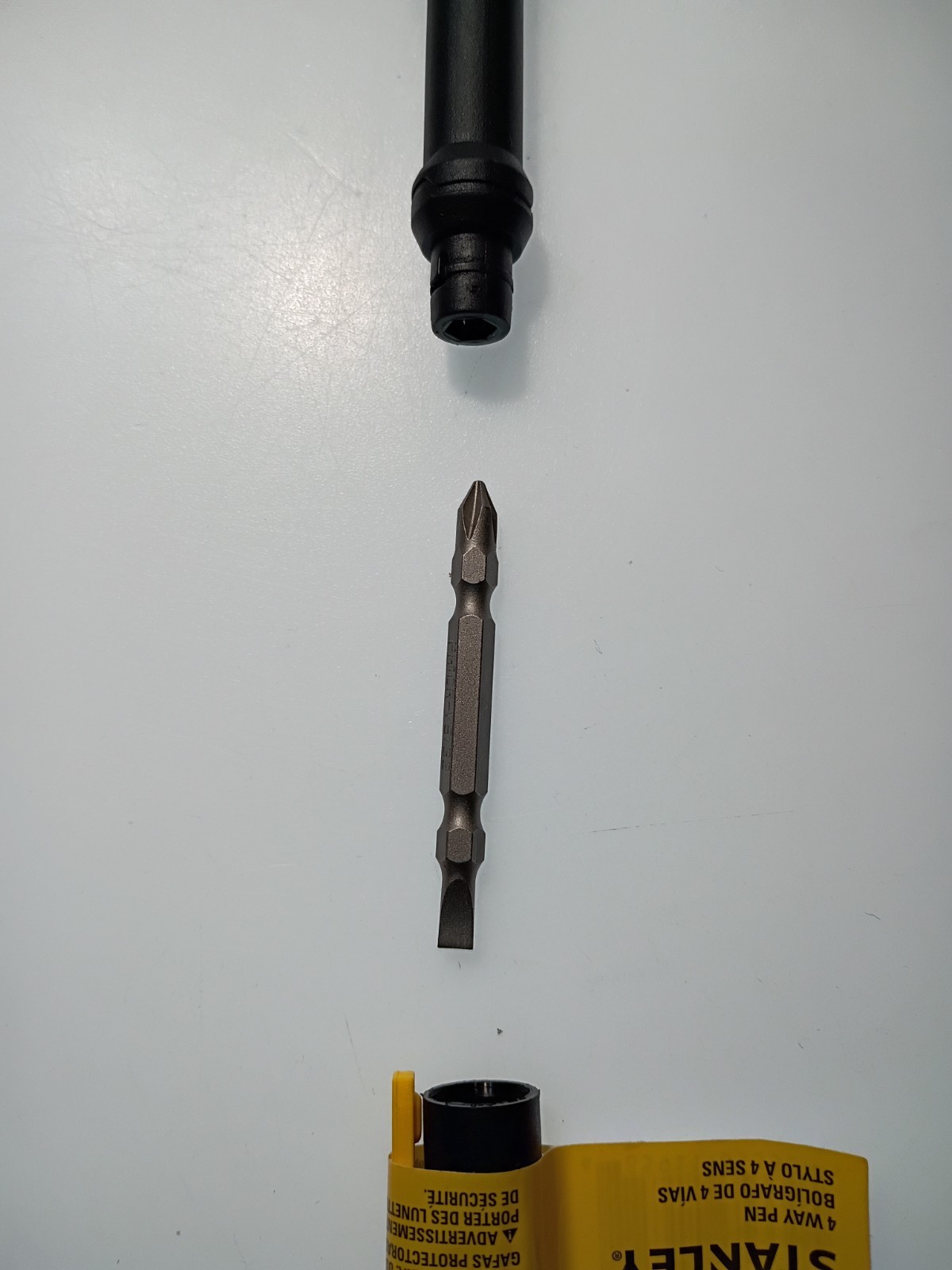 Mini 4-Way Pen 5/32 in 1/8 Flathead Phillips Head Screwdriver Small Black Yellow