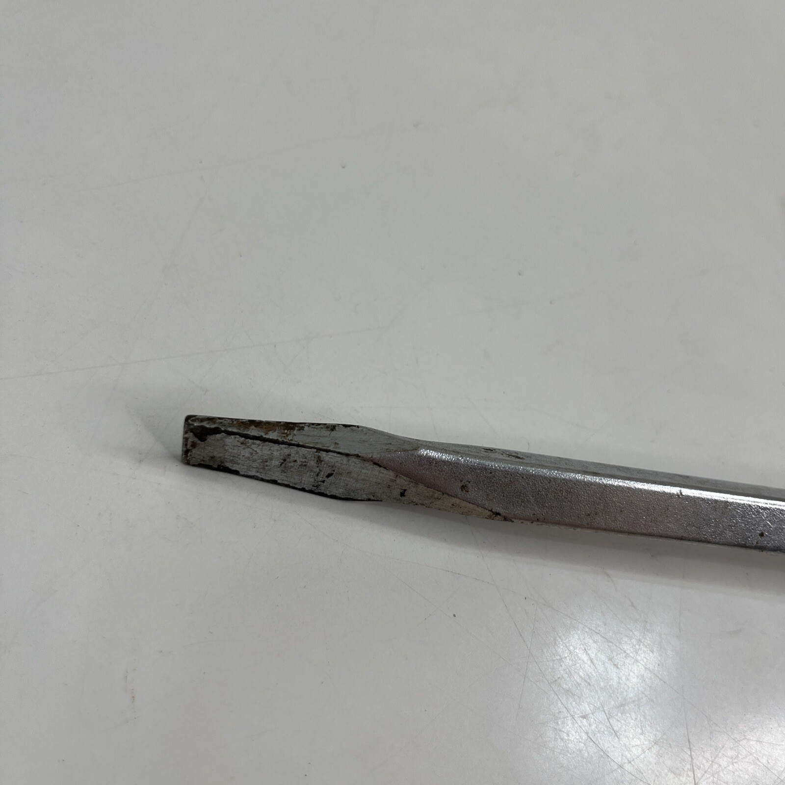 Crescent 2143-8 Round Shank Screwdriver, 8” Long 3/8″ Flat Tip, Cushion Grip USA