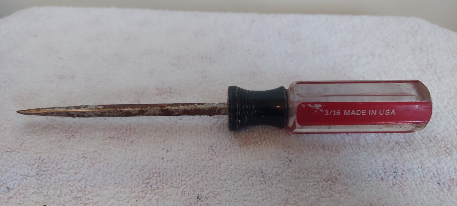 LOT OF 3 VTG PHILLIPS HEAD SCREWDRIVERS * 1 HUSKY USA / 1 WORKFORCE TAIWAN / 1?