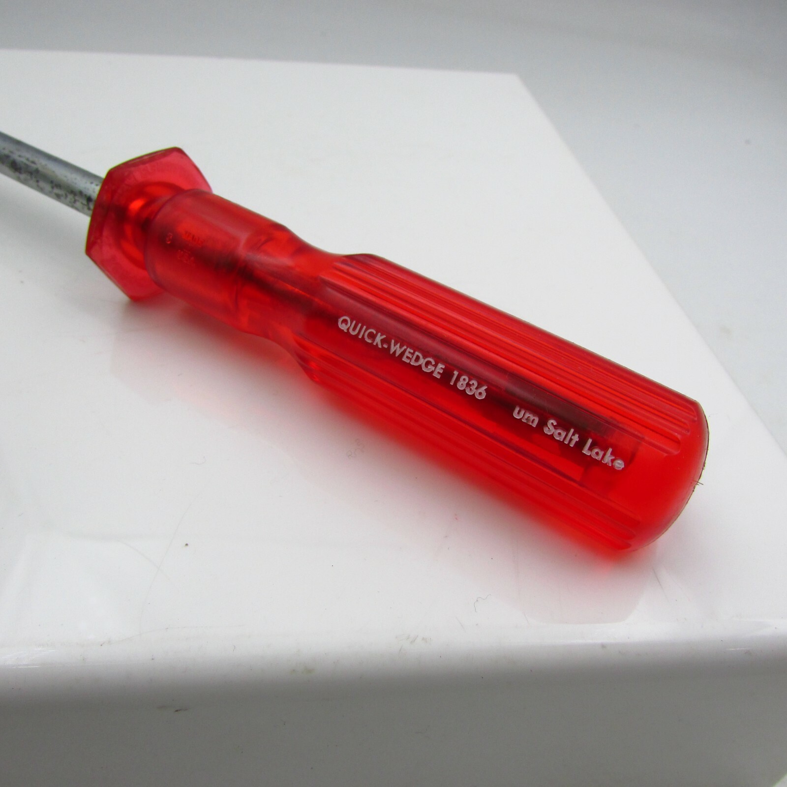 Vintage Quick-Wedge 1836 Flat Blade Screw Holding Screwdriver 3/16 X 6 USA MADE