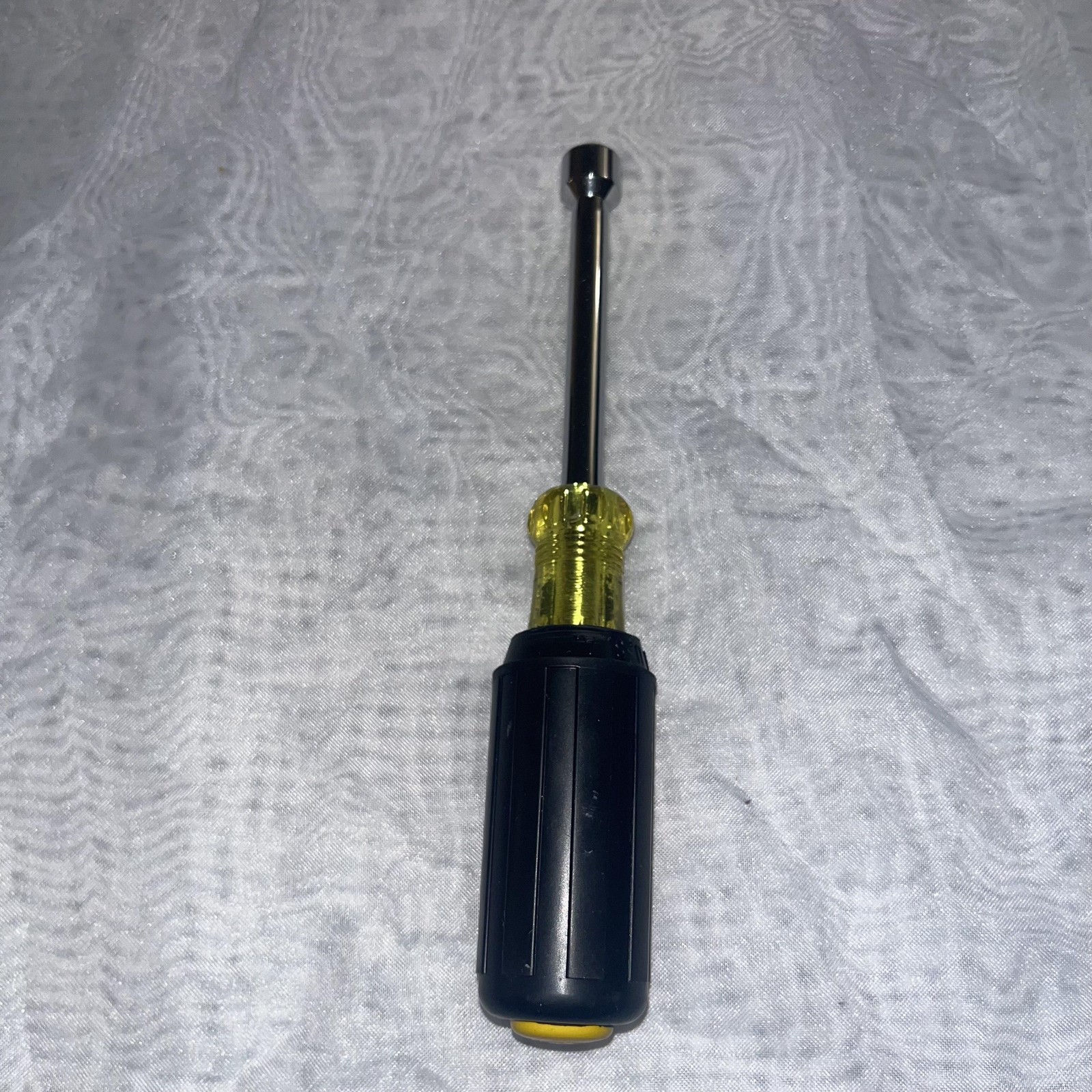 Klein Tools 630-5/16 Nut Driver 5/16 SAE Long Shaft USA Black Handle Tool