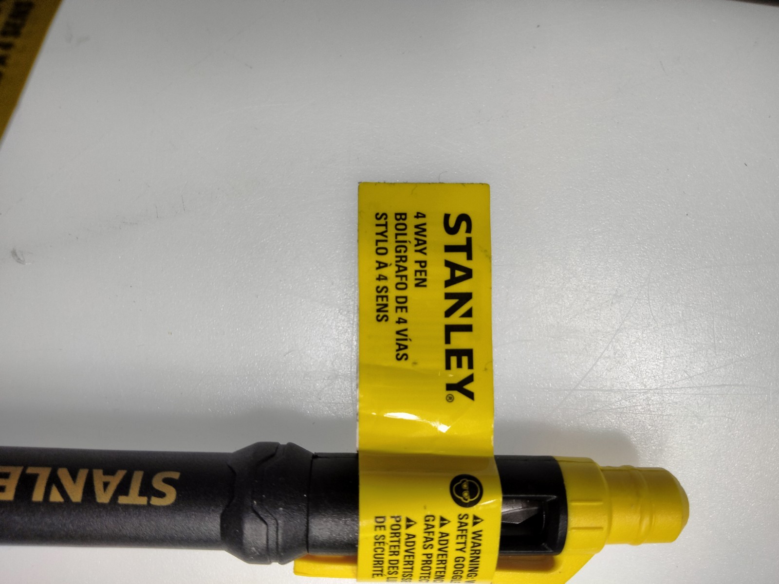 Mini 4-Way Pen 5/32 in 1/8 Flathead Phillips Head Screwdriver Small Black Yellow