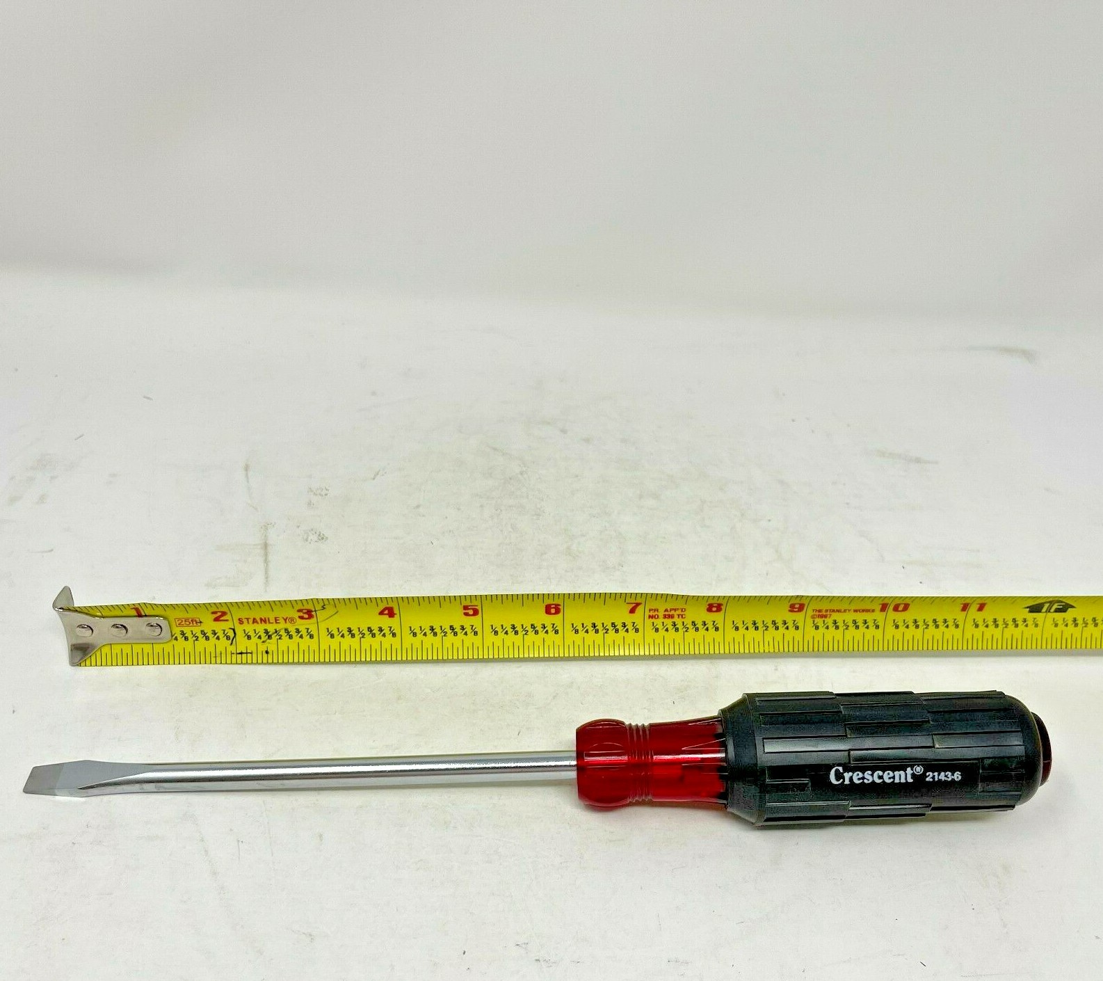 Crescent 2143-6 Round Shank Screwdriver 6″ Long 5/16″ Flat Tip, Cushion Grip USA
