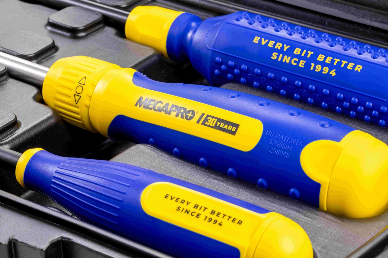 MEGAPRO® 30th Anniversary Multi-Bit Screwdriver Kit | Premium Tool Set | 30pc…