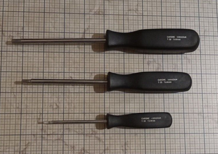 Set of 3 Star Screw Drivers T-30 T-25 T-10 Chrome Vanadium Taiwan