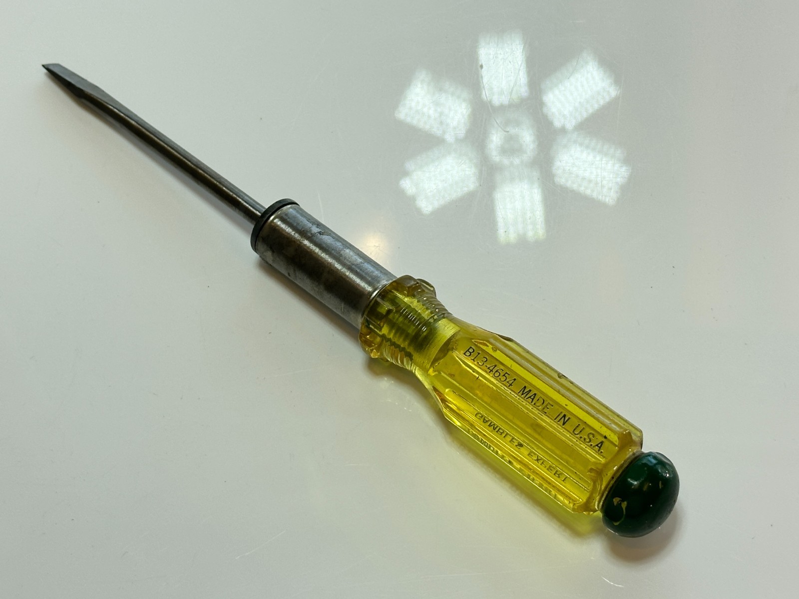 GAMBLES EXPERT USA Made RARE B13-4654 Clear Amber Handle Ratcheting Screwdriver