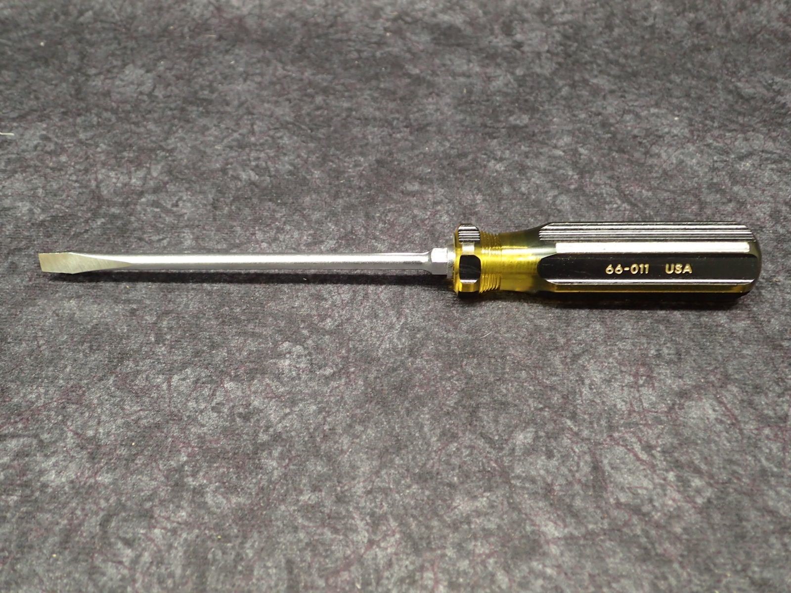 Stanley 66-011 1/4″ Tip x 6″ Shaft 100 Plus Standard Slotted Screwdriver (BN142)
