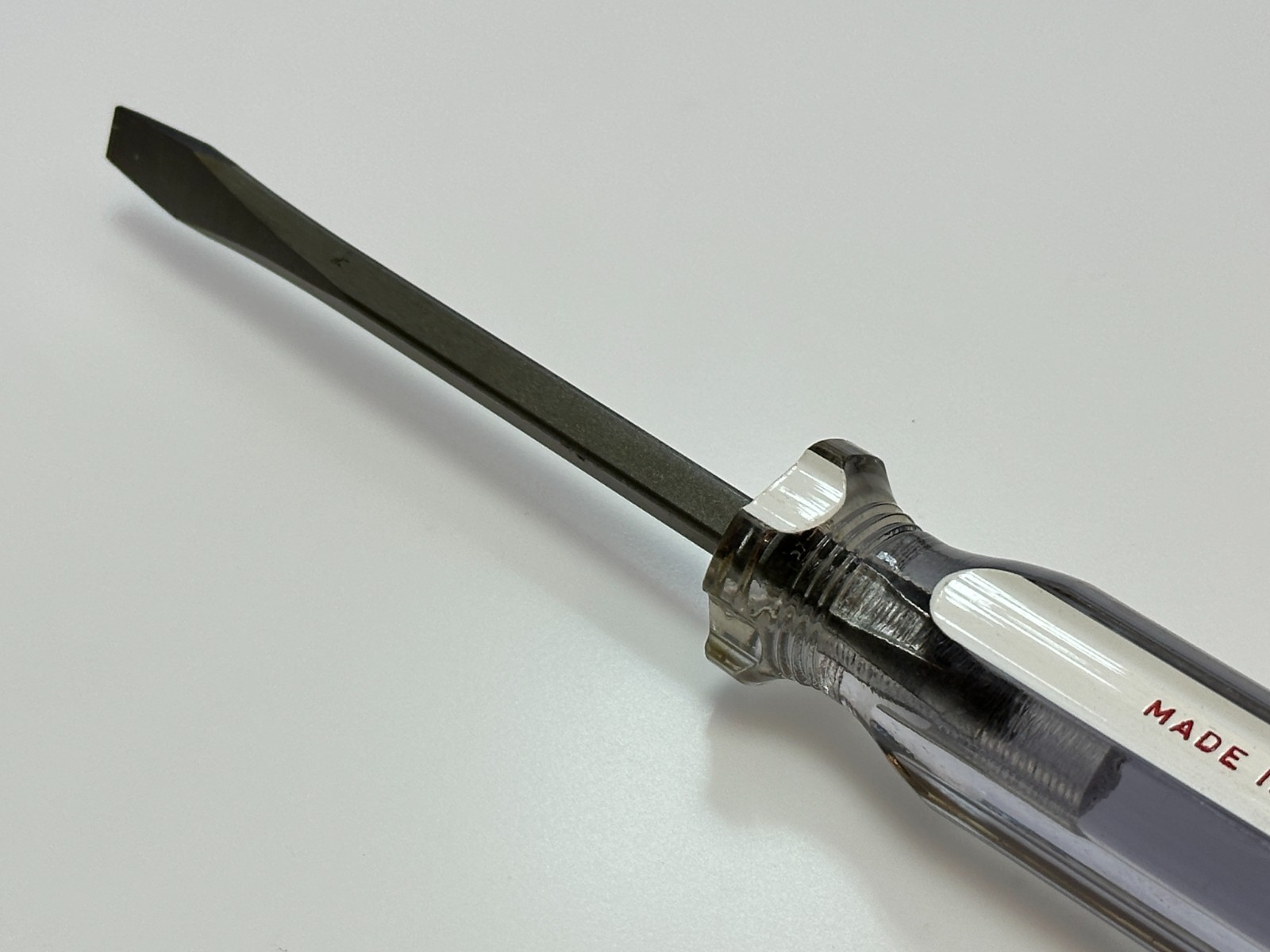 Armstrong Tools USA 66-207 NOS RARE White/Clear Handle Flat Slotted Screwdriver