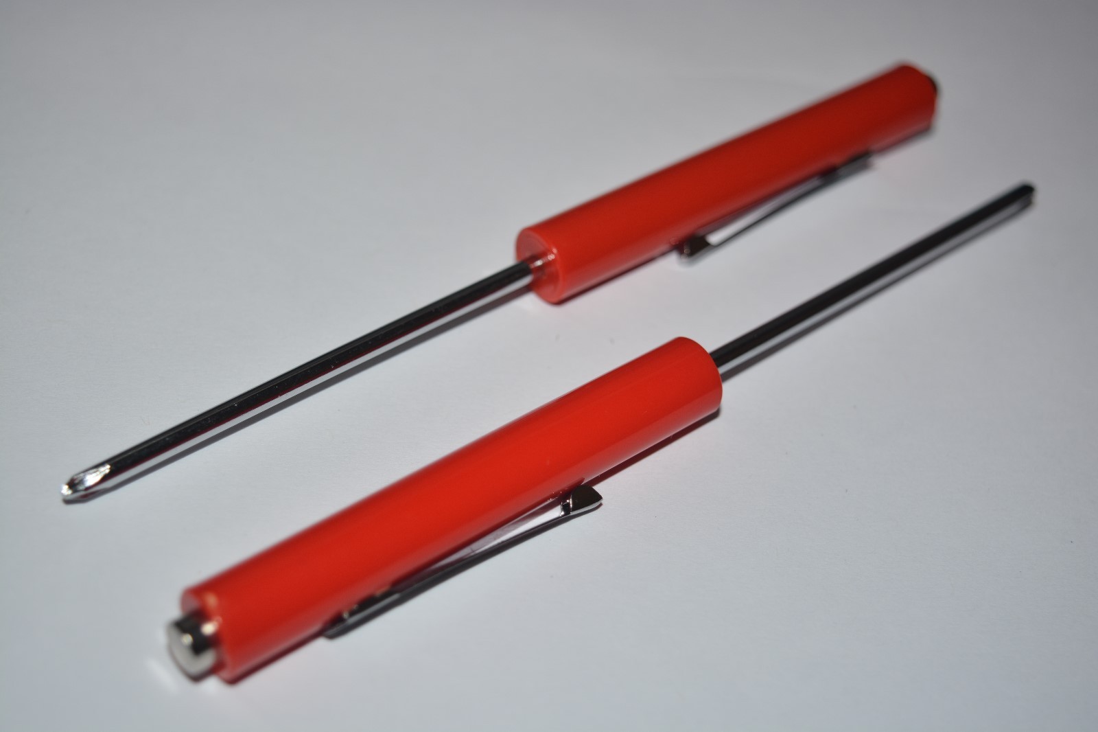 MINI PHILLIPS SCREWDRIVER WITH MAGNET TOP & POCKET CLIP SAME AS SNAP-ON 2PC NEW