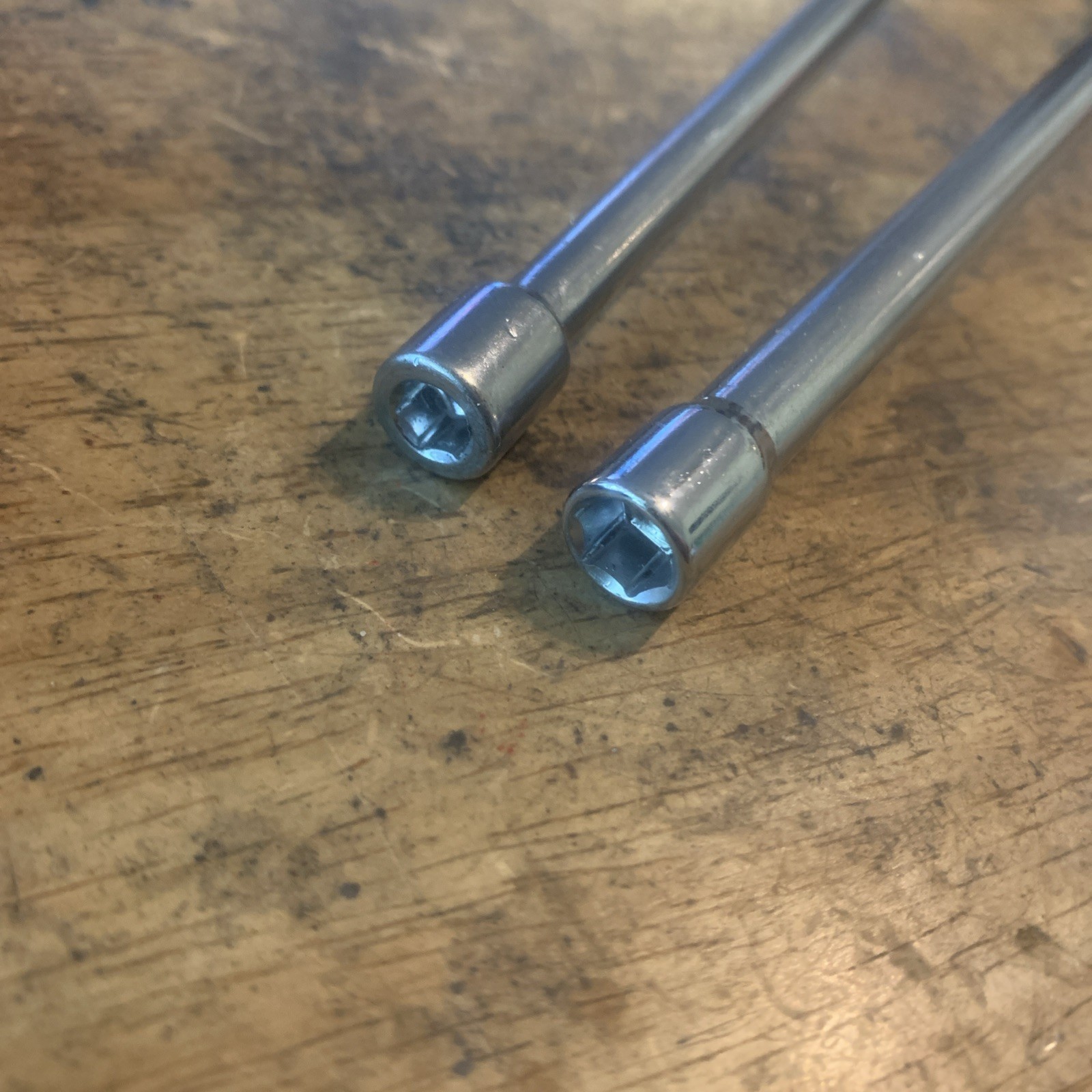 1/4” and 5/16” Long Nut Driver Southwire 6″ Shank Excellent