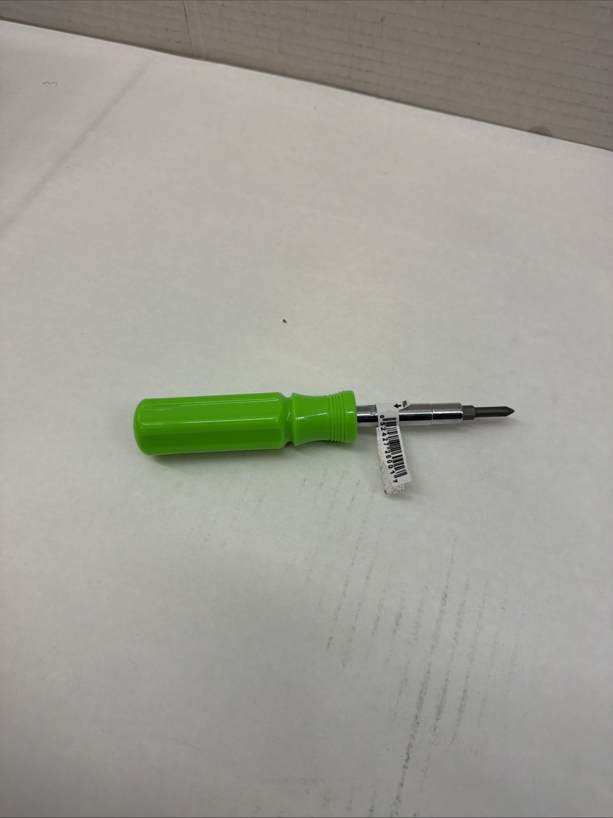 Gorilla Glue Lutz 6-IN-1 Screwdriver (Green)