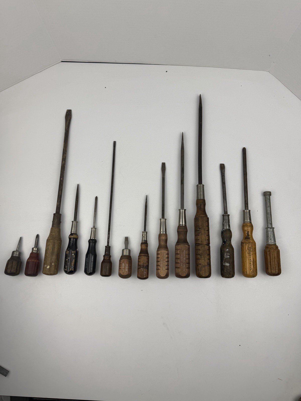 Wood Handle Screwdriver | 14 Piece Set | Irwin 800 | Cobra | Unbranded