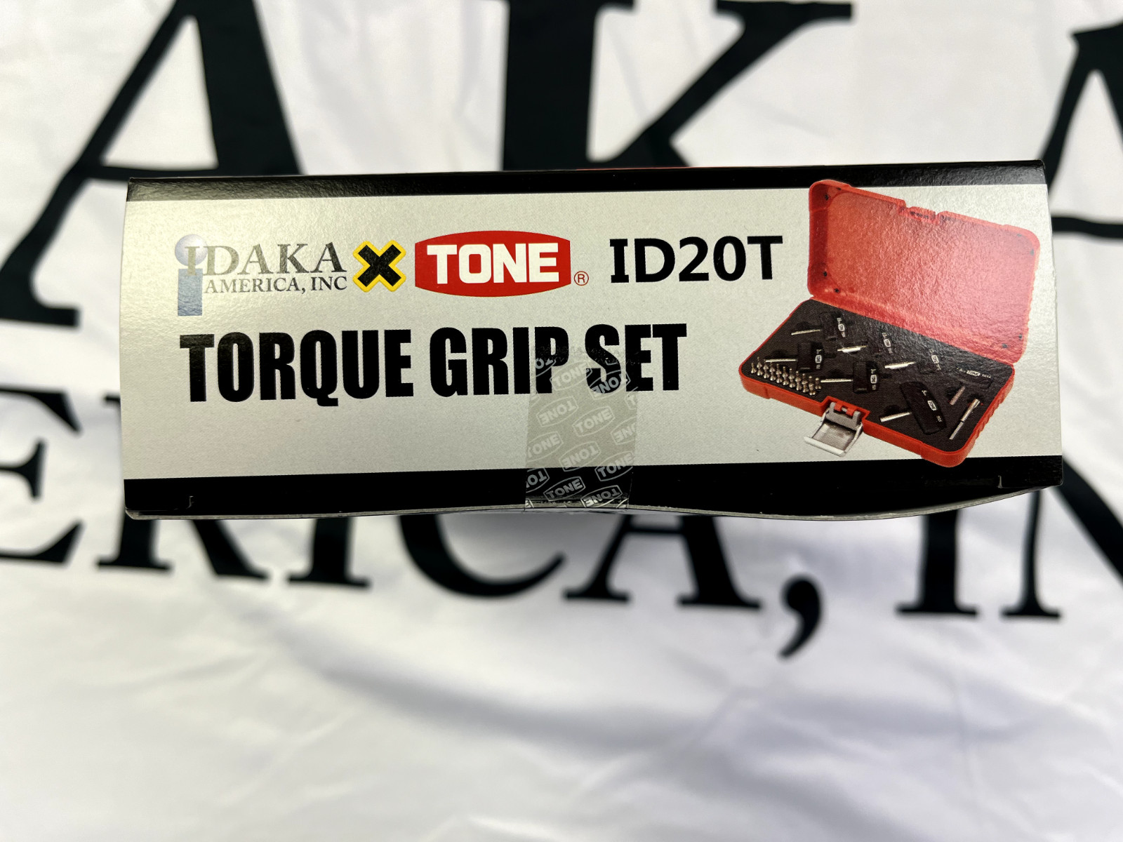 TONE TGS20 Torq Grip Set plus Magnetic Flashlight (LT04MGC)