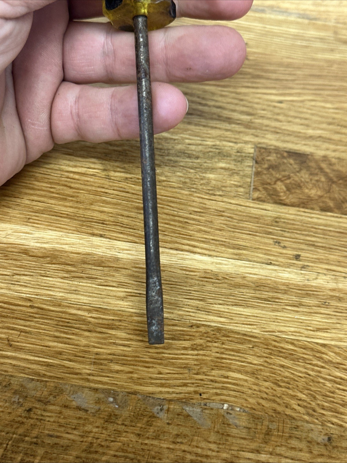Vintage Great Neck Flathead Screwdriver G43 USA
