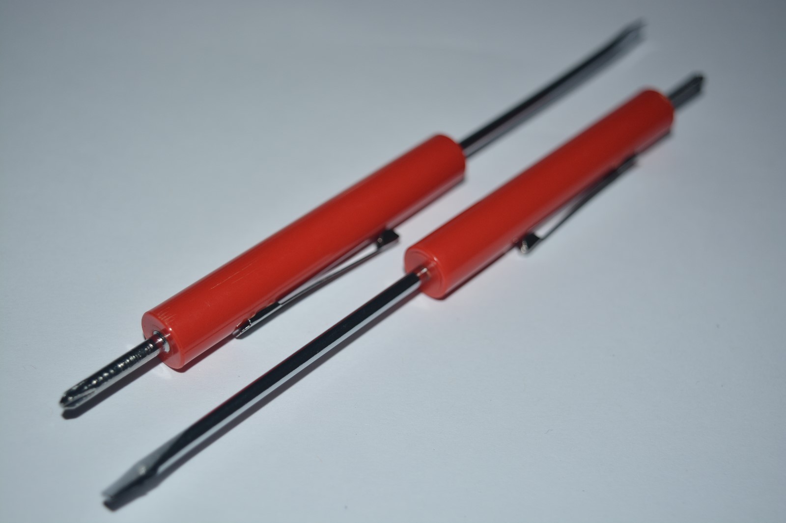 mini screwdriver flat tip with phillips top and pocket clip same as snap-on 2PCS