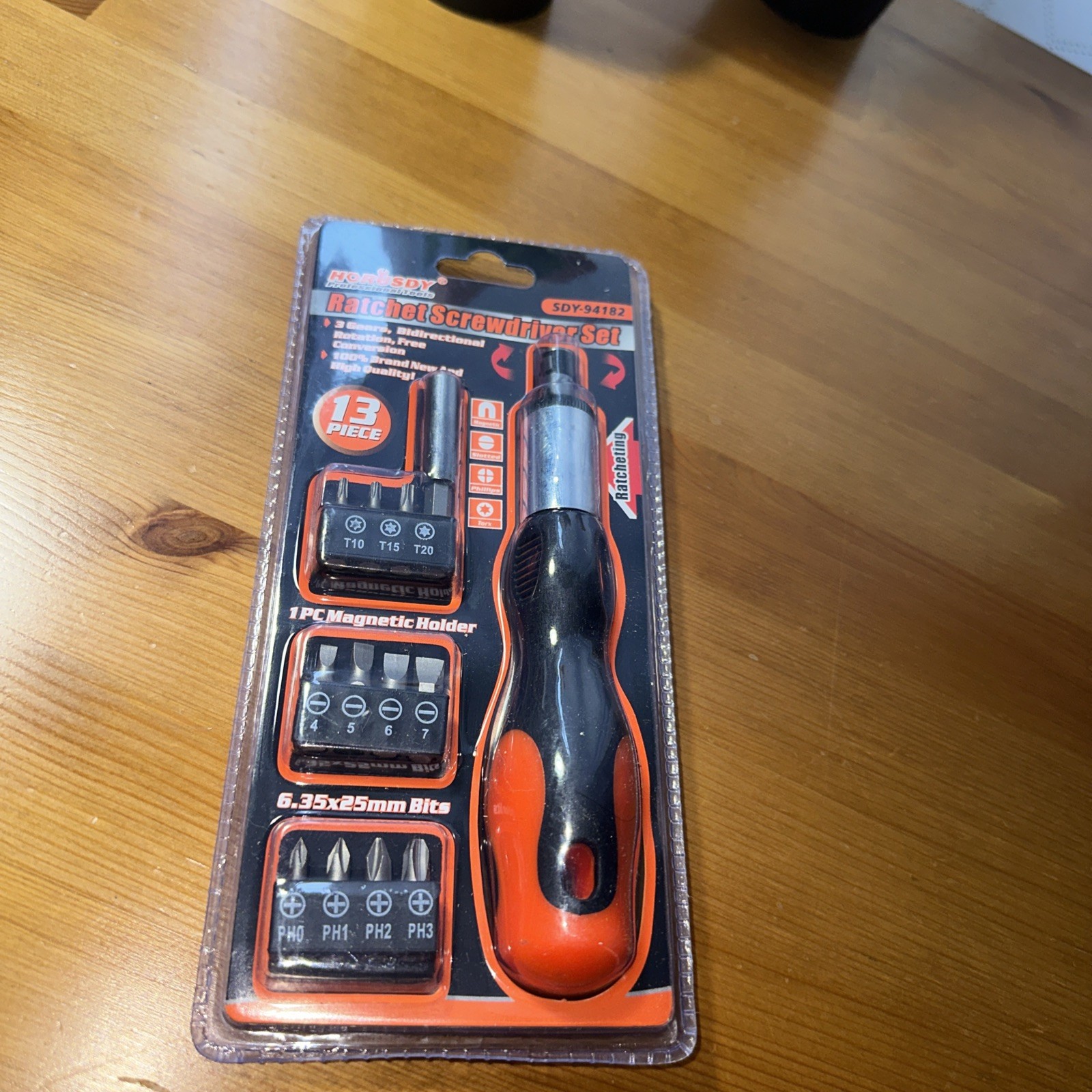 Ratchet Screwdriver 13 Piece Set 3 Gears BiDirectional Rotation Free Conversion