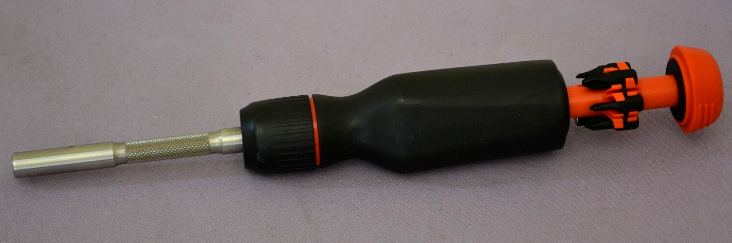 LTT Linus Tech Tips Multi-Bits Orange/Black Ratcheting Screwdriver — Excellent