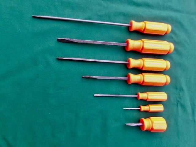 VINTAGE CRAFTSMAN ( LOT OF 7 ) ORANGE NEON HANDLE SLOTTED SCREWDRIVERS