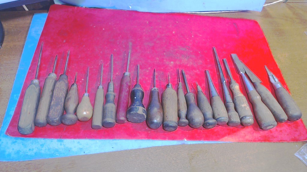 Vintage-20- Wooden Handled- Screwdriver-Ice picks-Threadstarter-Chisels-Knifes