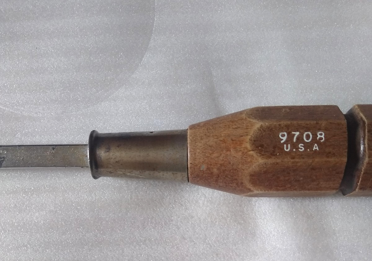 Proto 9708 Slotted Professional Screwdriver Wood Handle 14-3/4″ L 3/8″ Tip
