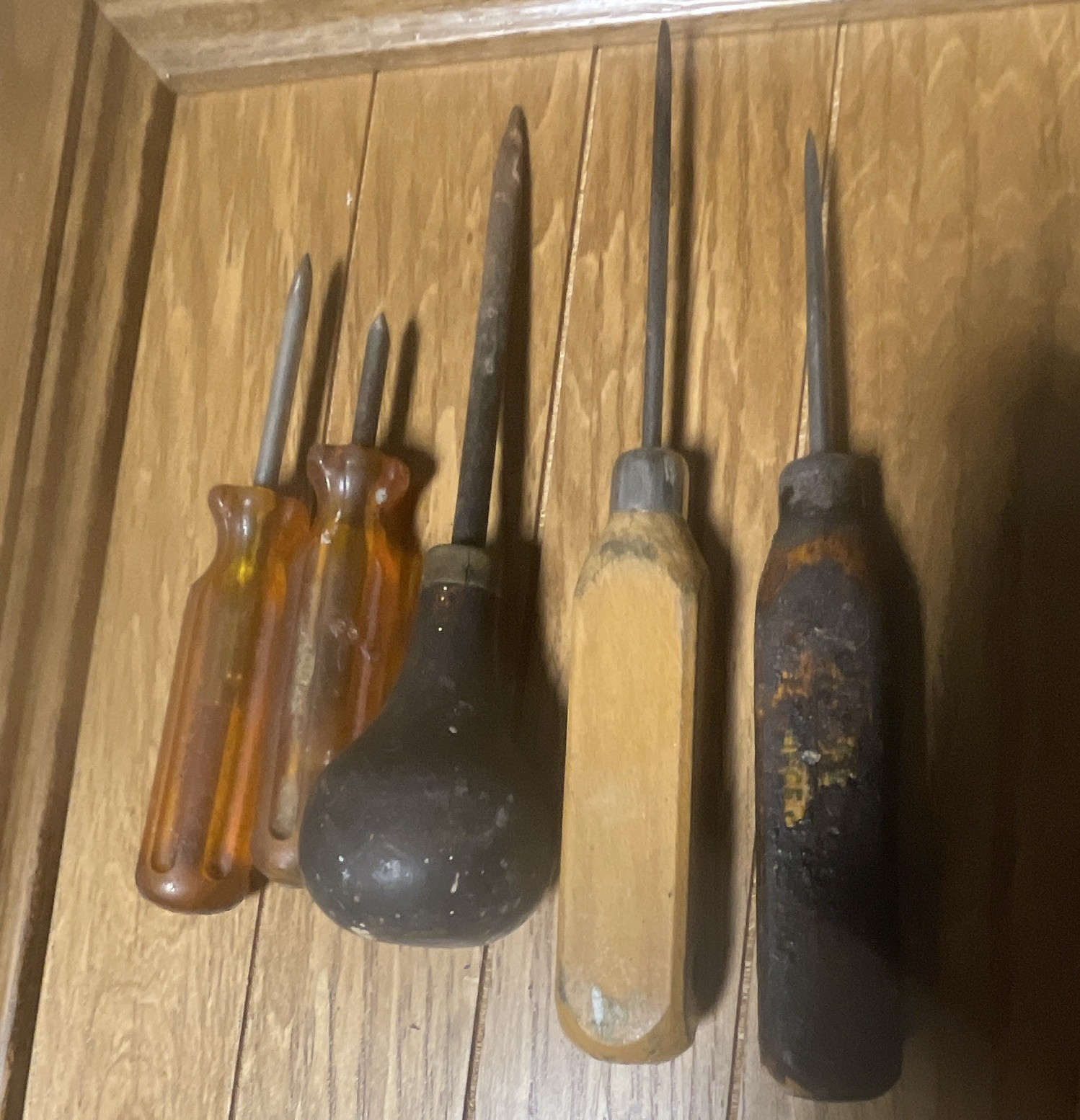 Vintage Slotted awl Set 5pc Assorted Sizes Wood/Plastic Handles