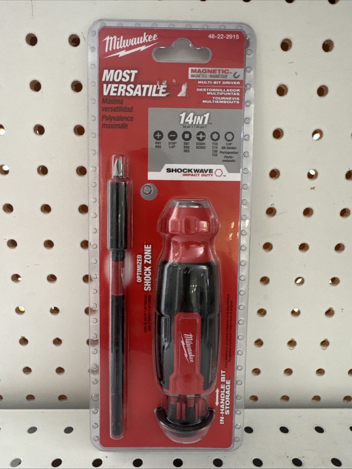 Milwaukee 48-22-2915 14-in-1 Multi-Bit Screwdriver W/ SHOCKWAVE Impact Duty Bits