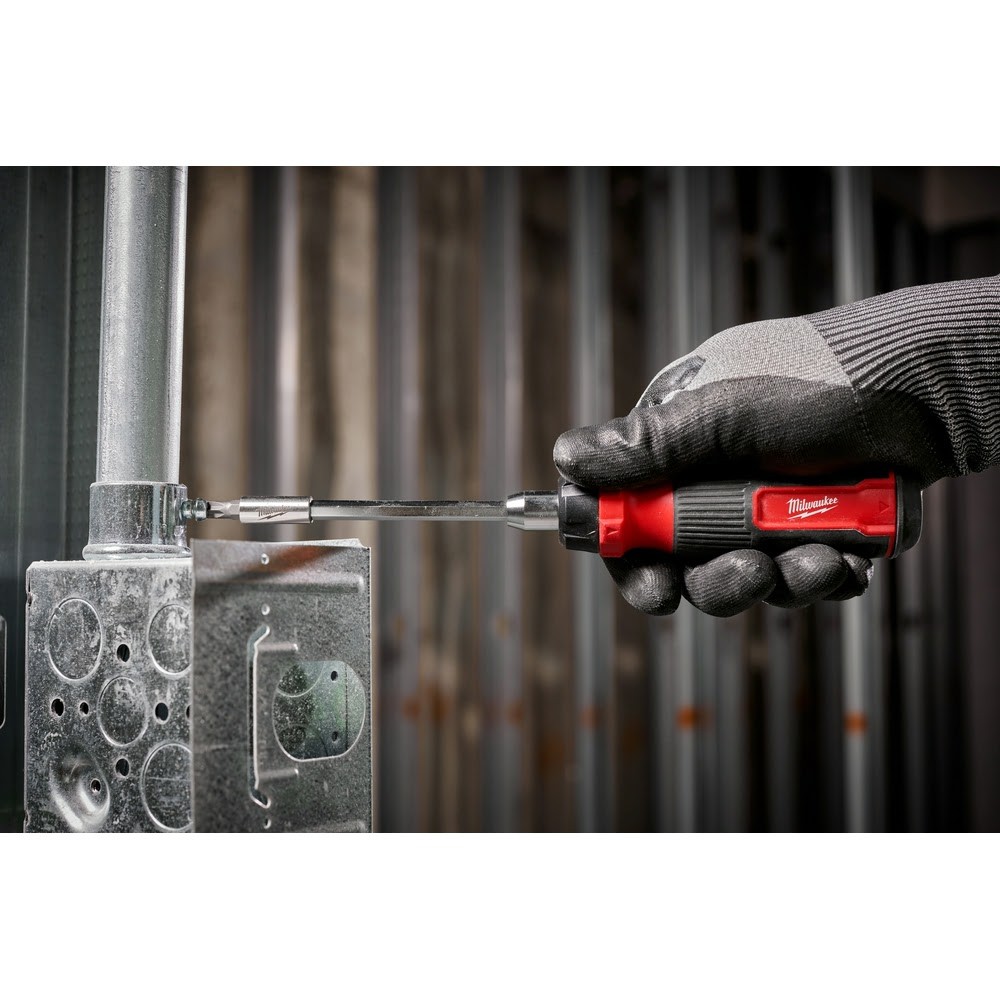 Milwaukee 48-22-2905 2-Pc. 14-in-1 & 8-in-1 Ratcheting Multi-Bit Screwdriver Set