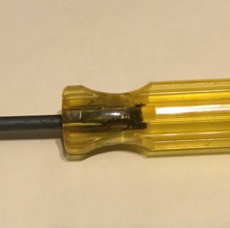 Hitco Slotted Screwdriver 1/4 x 6-inches, Used, USA, Yellow