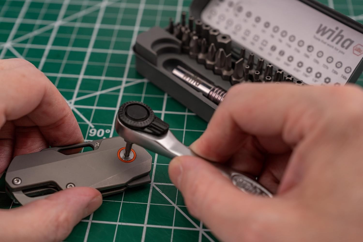 Wiha 74984 32 Piece GoBox Standard Bit Set with Mini One Size, Multicolor