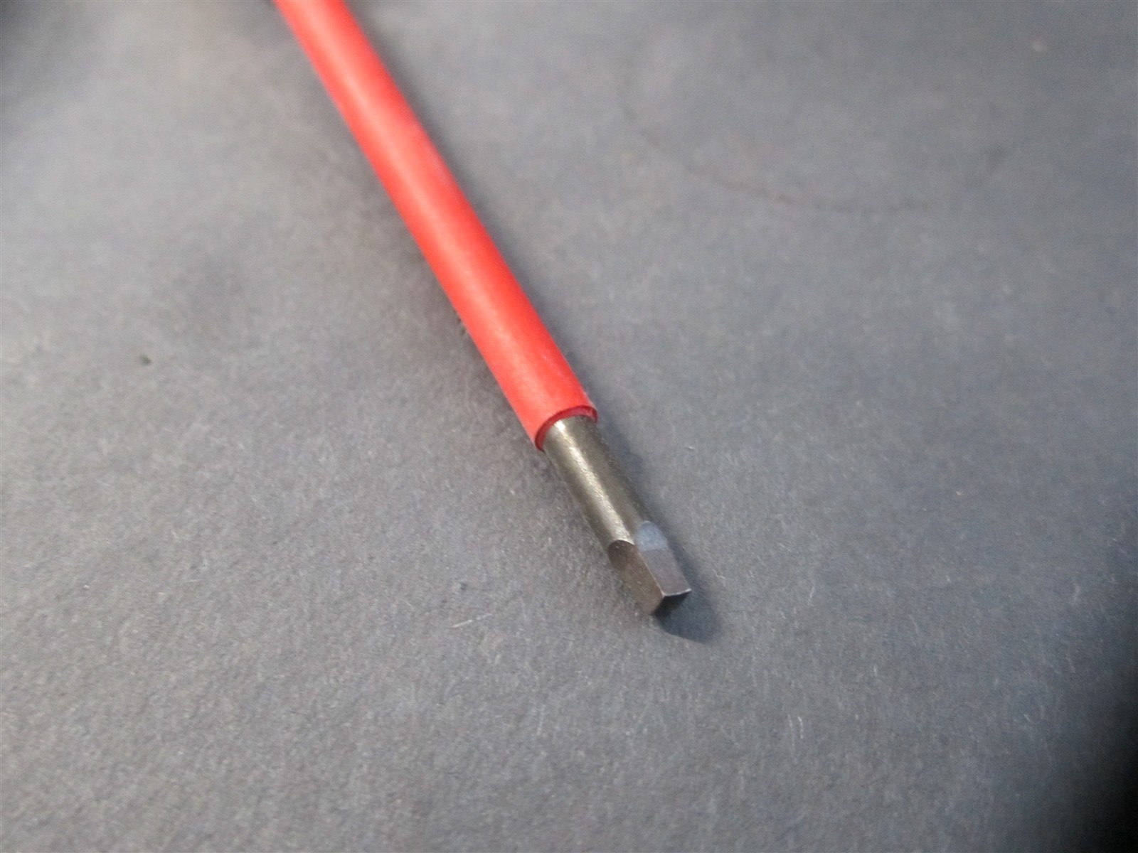 Wiha (35811) 358N #1 x 100mm SoftFinish Insulated Square Tip Drive Screwdriver