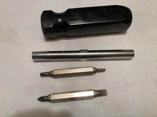 HEAVY DUTY 8 WAY INTERCHANGEABLE 7 1/4″ SCREWDRIVER – SLOTTED / PHILIPS / TORX