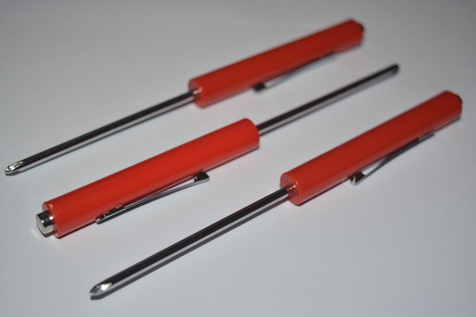 MINI PHILLIPS SCREWDRIVER WITH MAGNET TOP & POCKET CLIP SAME AS SNAP-ON 3PC NEW