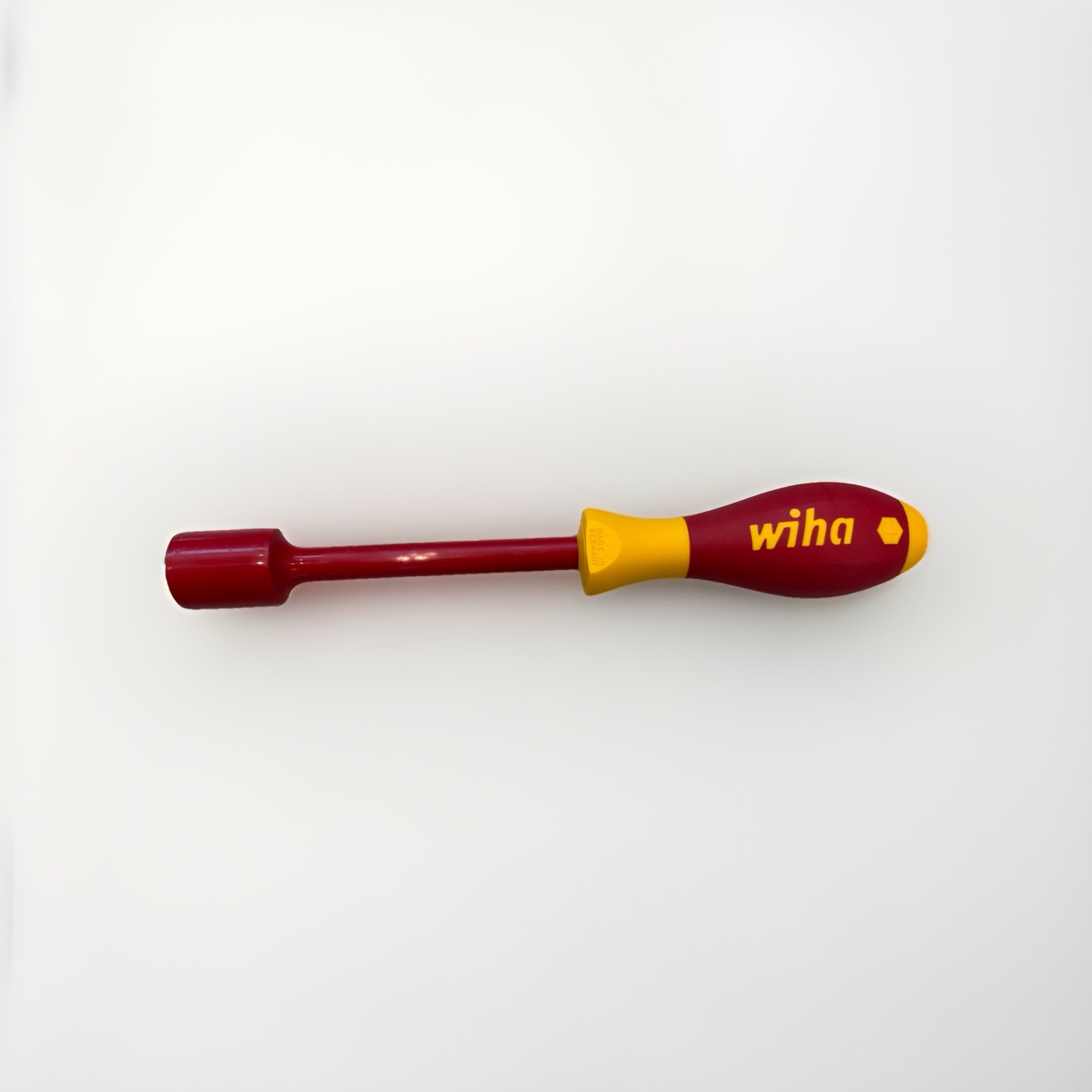 Wiha Tools 32267 Insulated Nut Driver, 1000 Volt, 5/8 x 125mm