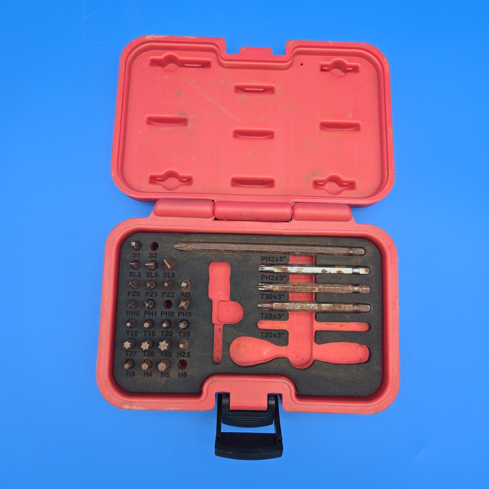 MAC Tools SBDR32K 32-Pc Ratcheting Bit Set Case Rusty Incomplete Parts