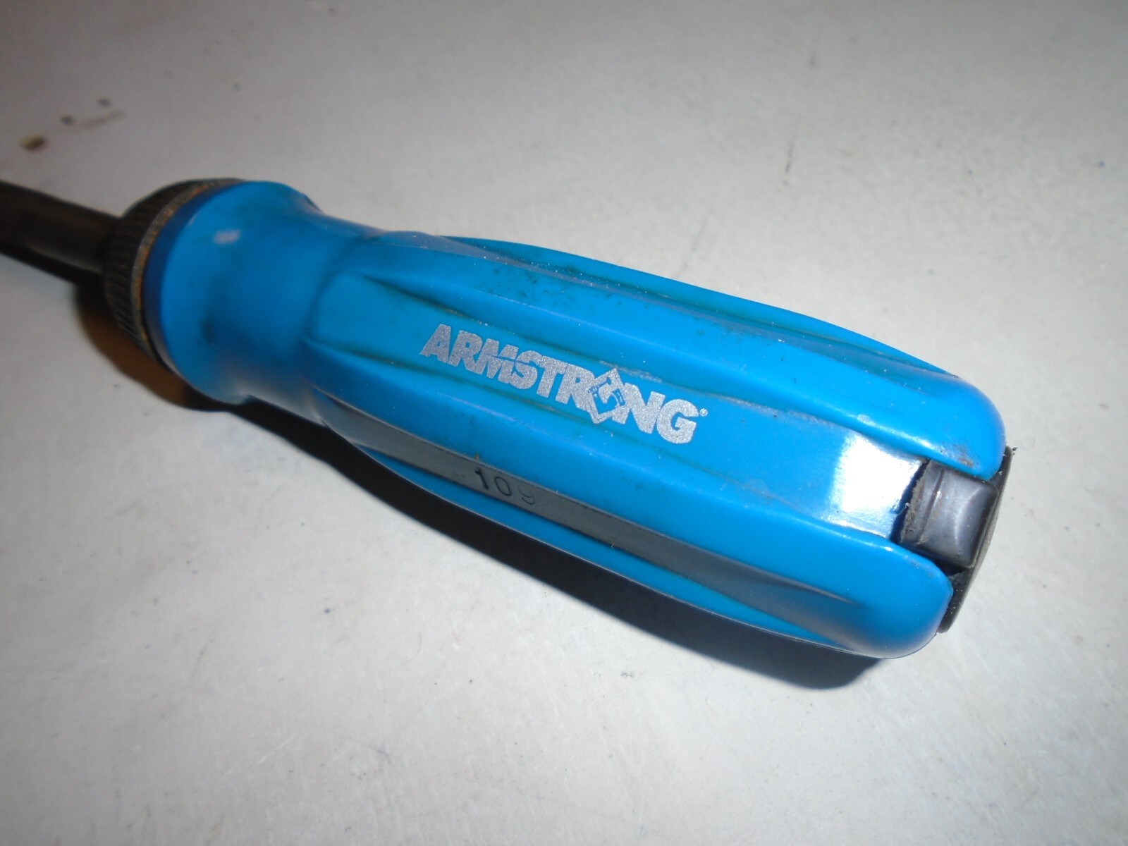 Armstrong Tools USA 66-580 GMTK Ratcheting Screwdriver w/ 4 Bits