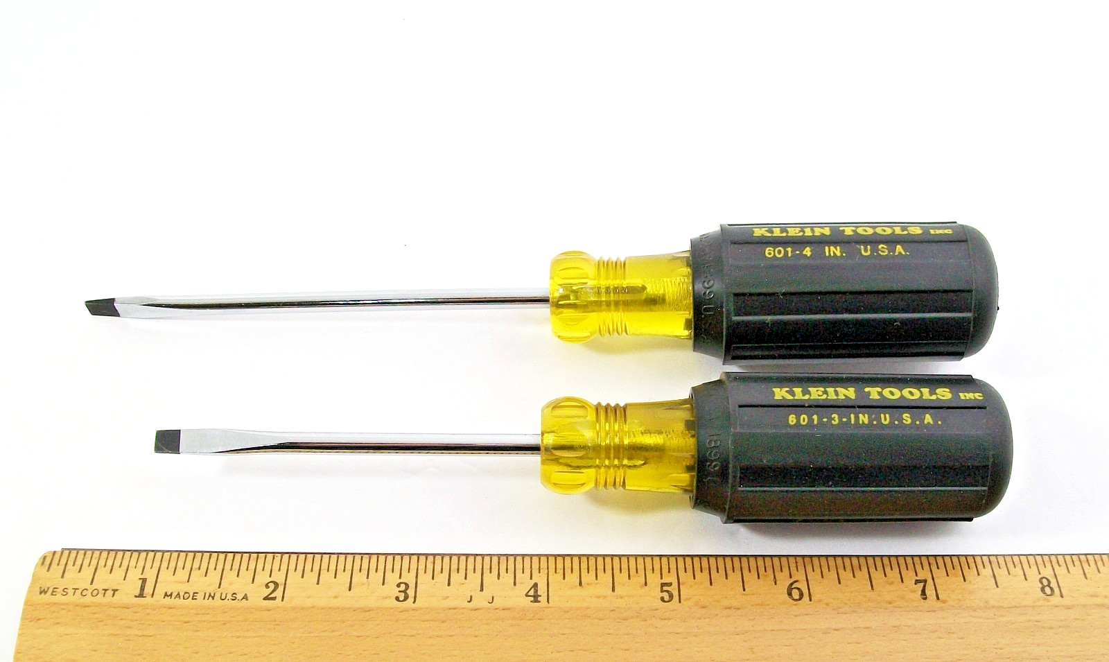 2 KLEIN TOOLS USA UNUSED CUSHION GRIP SLOT SCREWDRIVERS 601-3” & 601-4”