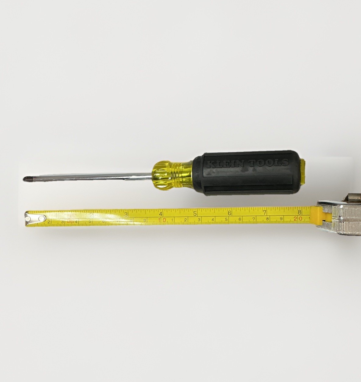 Klein Tools 662 #2 Square Screwdriver with 4-Inch Round Shank