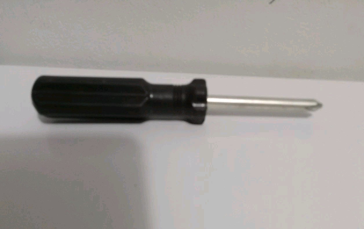 Black Reversible Screwdriver 2-in-1 – Phillips And Flat Head – Size 5.5 inches