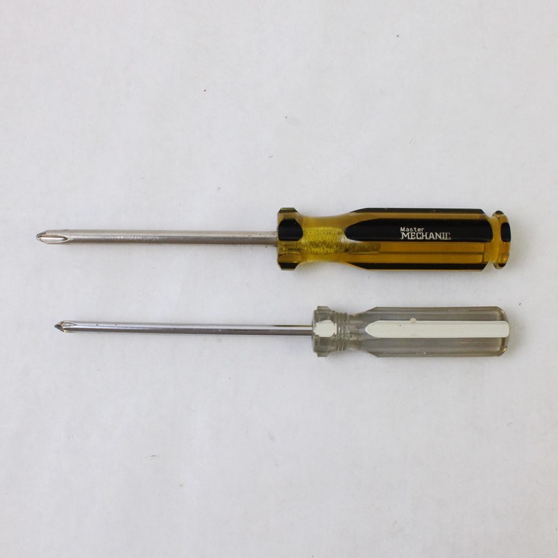 Lot of 2 Phillips Screwdrivers 7.5in Used Hand Tool
