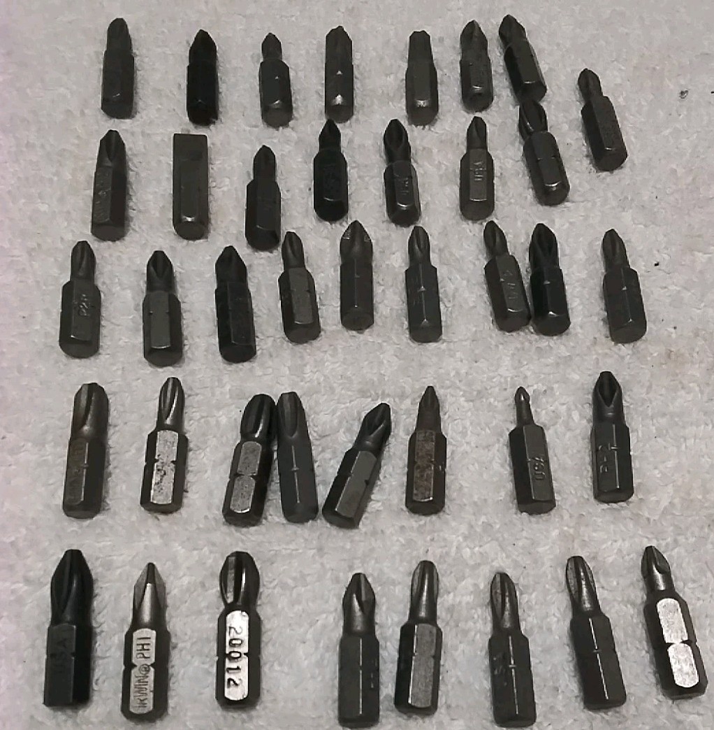 40pc ASSORTED 1/4″HEX DRIVER BITS MOST ARE USA MADE 🇺🇸