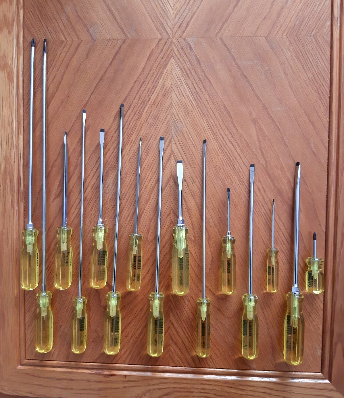 Proto Tool 14 Piece Screwdriver Set, With Extra Long Screwdrivers Made In USA