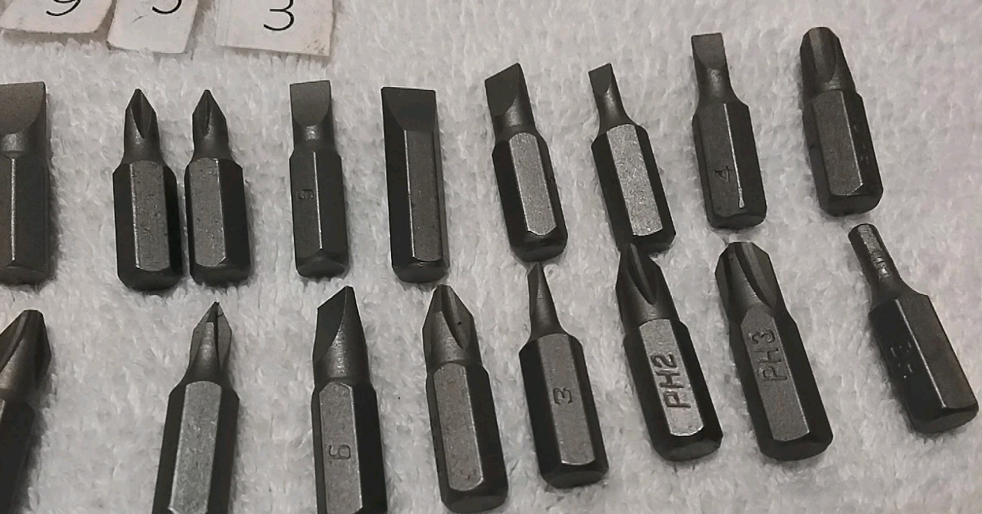 26pc ASSORTED SIZES HEX DRIVER BITS