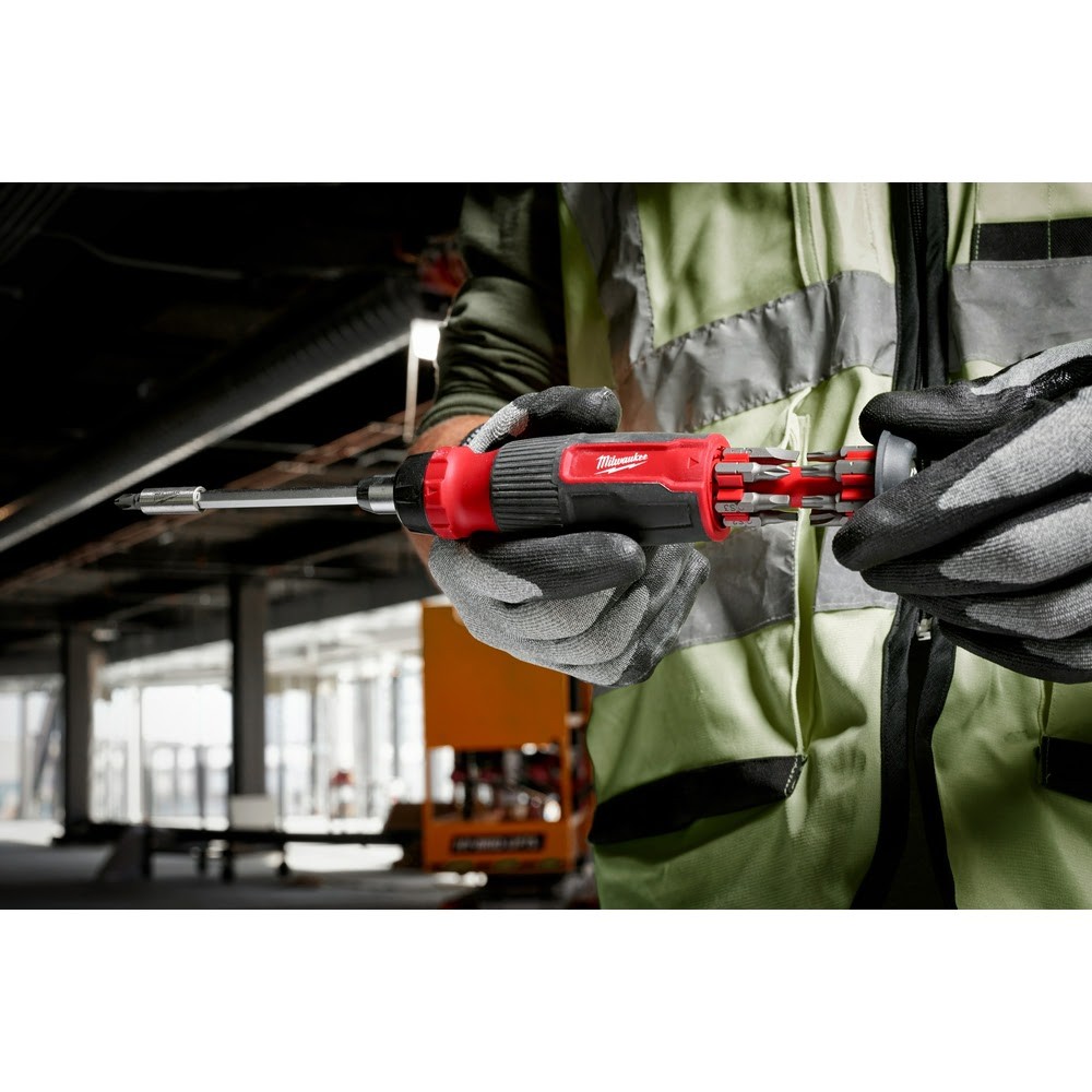 Milwaukee 48-22-2905 2-Pc. 14-in-1 & 8-in-1 Ratcheting Multi-Bit Screwdriver Set