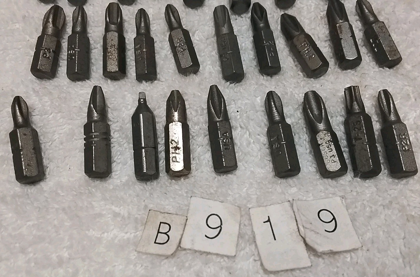40pc ASSORTED SIZES 1/4″×1″ HEX DRIVER BITS SOME ARE USA MADE