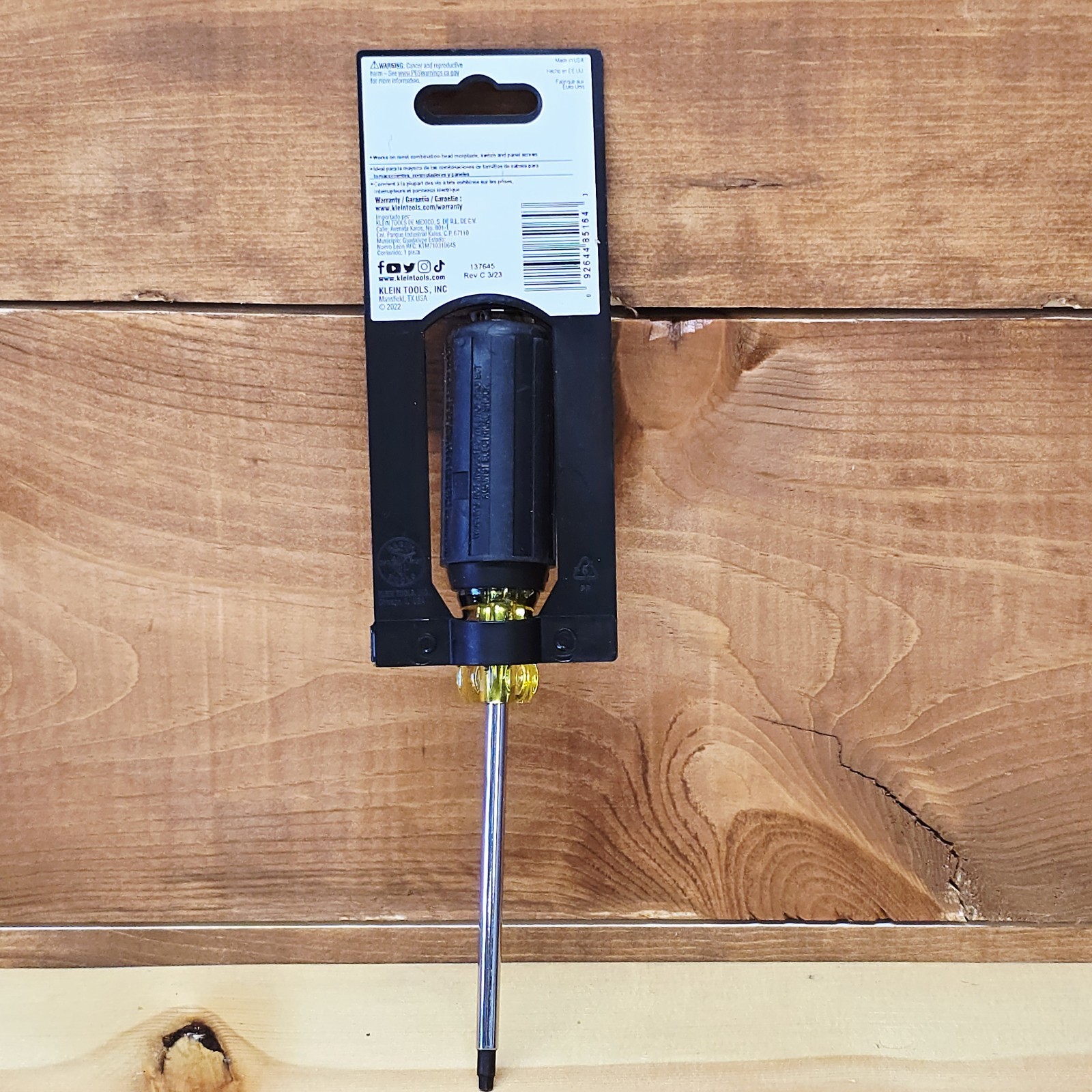 Klein Tools 662 #2 Square Screwdriver with 4-Inch Round Shank