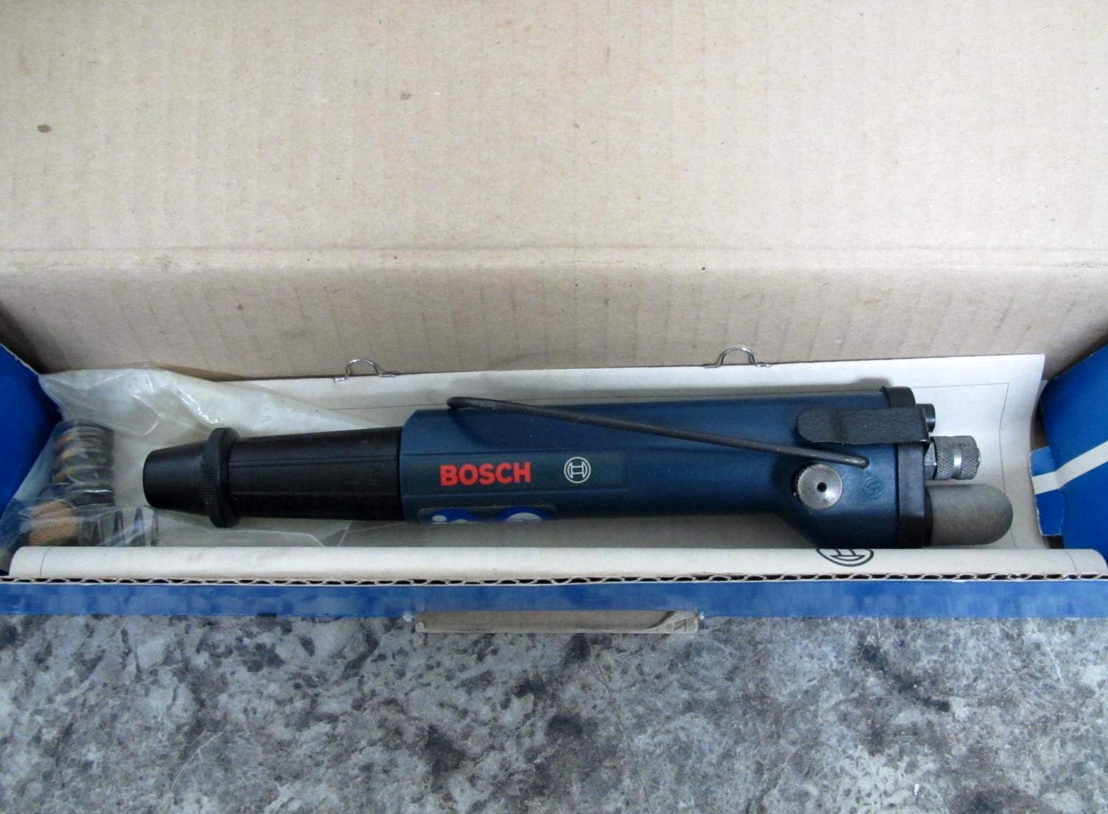 New Bosch 7459 / 0 607 459 204 M3 800RPM 20W Pneumatic Straight Screwdriver