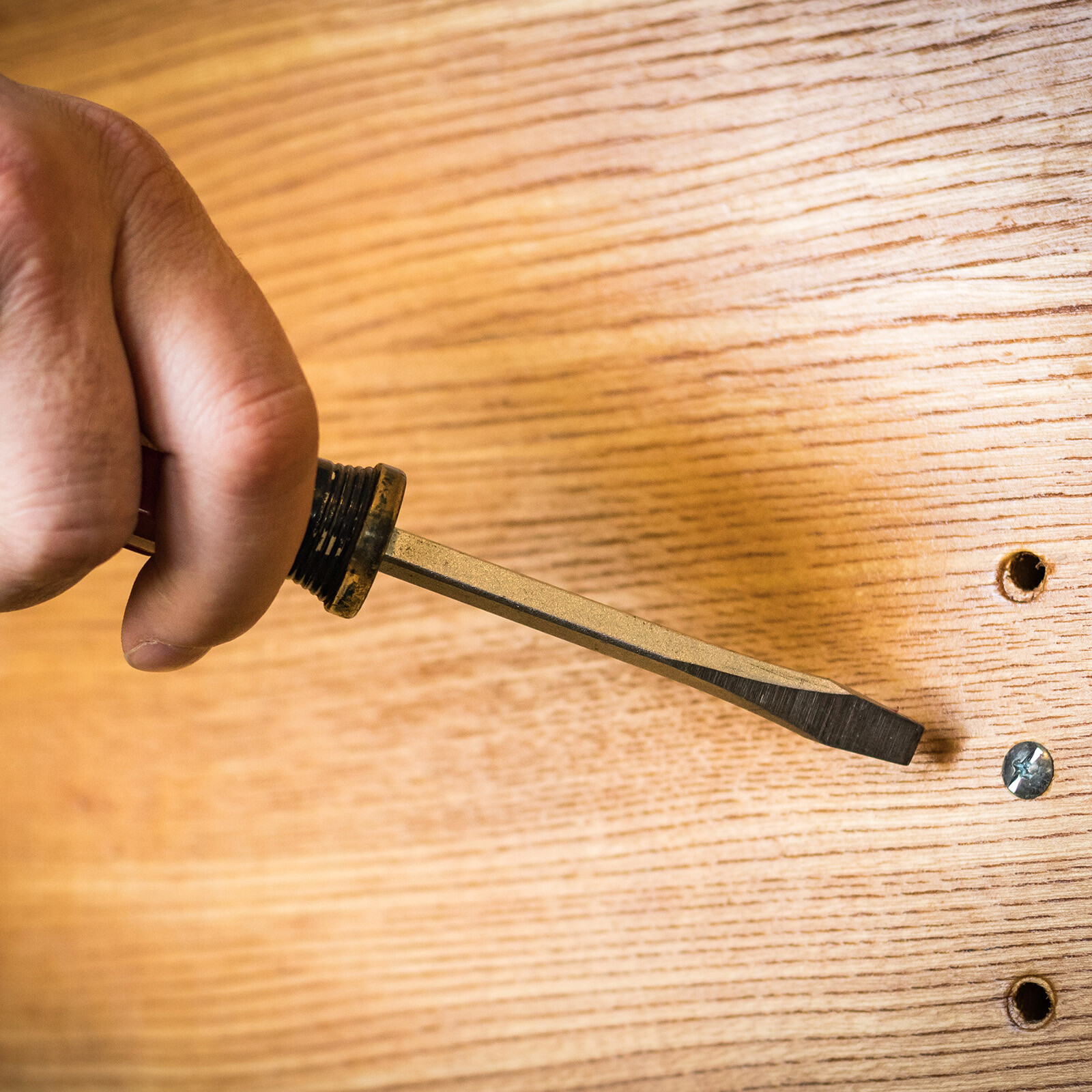Slotted Screwdriver SL10 10″ Flat-Blade Screwdrivers with Wooden Handle