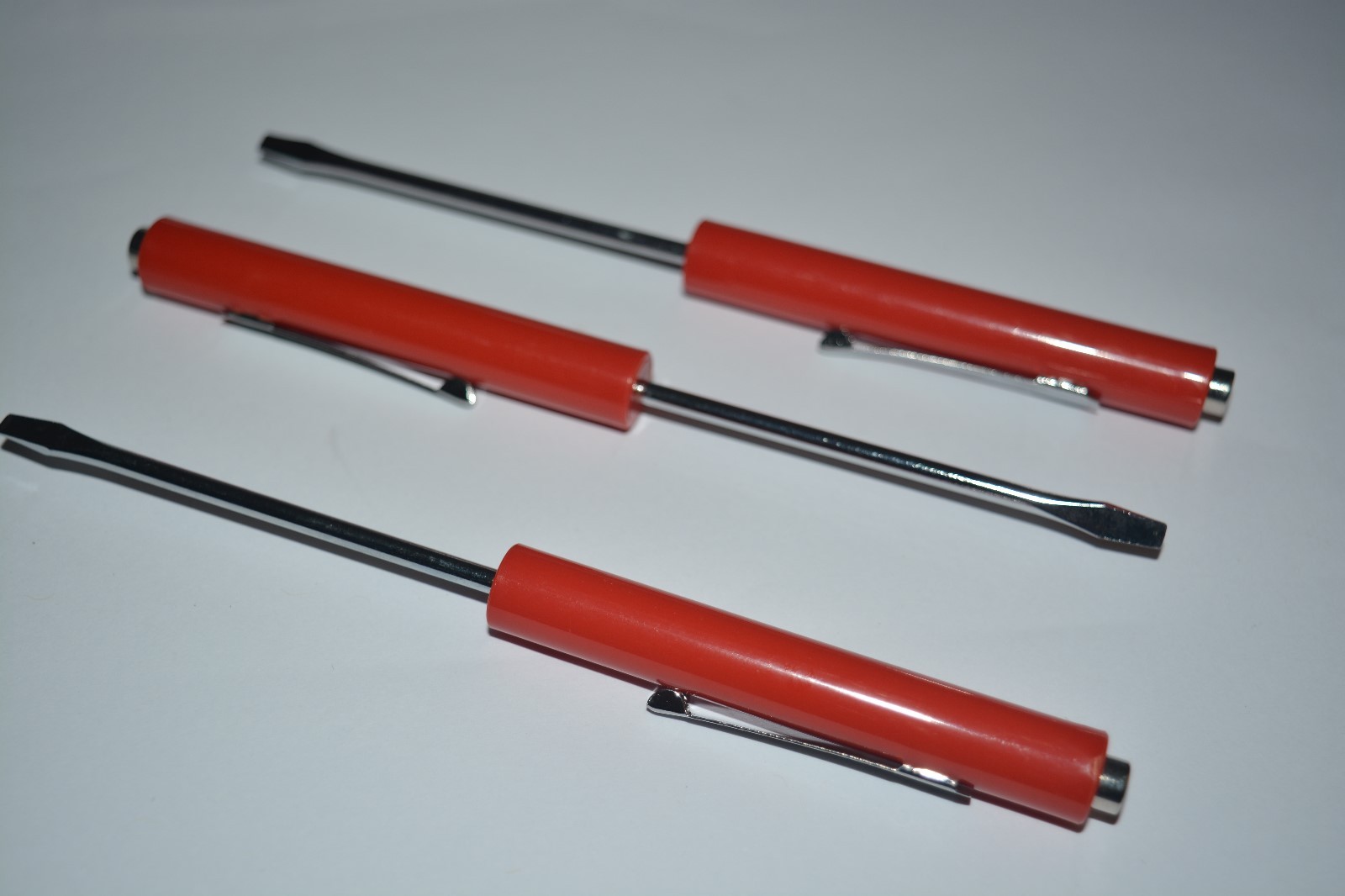 MINI FLAT SCREWDRIVER WITH MAGNET TOP POCKET CLIP FOR PROFESSIONAL TECHS 3 PCS